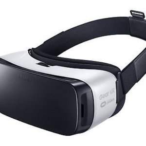 Samsung Gear VR R322 Powered by Oculus - Frost White (Certified Refurbished) - Ships Same/Next Day!