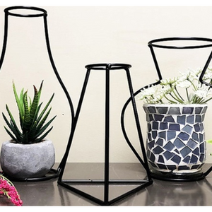 Creative Art Style Retro Iron Line Flowers Vase Metal Plant Holder